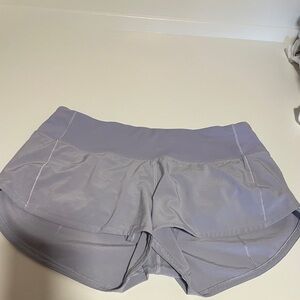 Speed Up Low-Rise Lined Short 2.5"
Periwinkle blue-gray